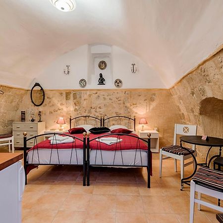 Kristina'S Rooms Rhodes City エクステリア 写真