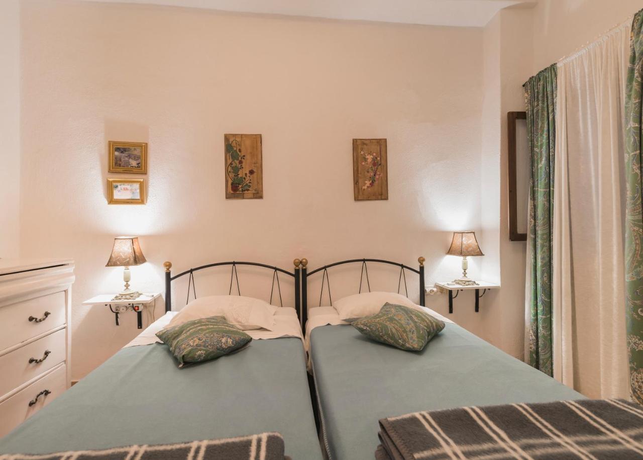 Kristina'S Rooms Rhodes City エクステリア 写真