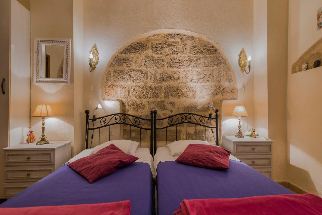 Kristina'S Rooms Rhodes City エクステリア 写真